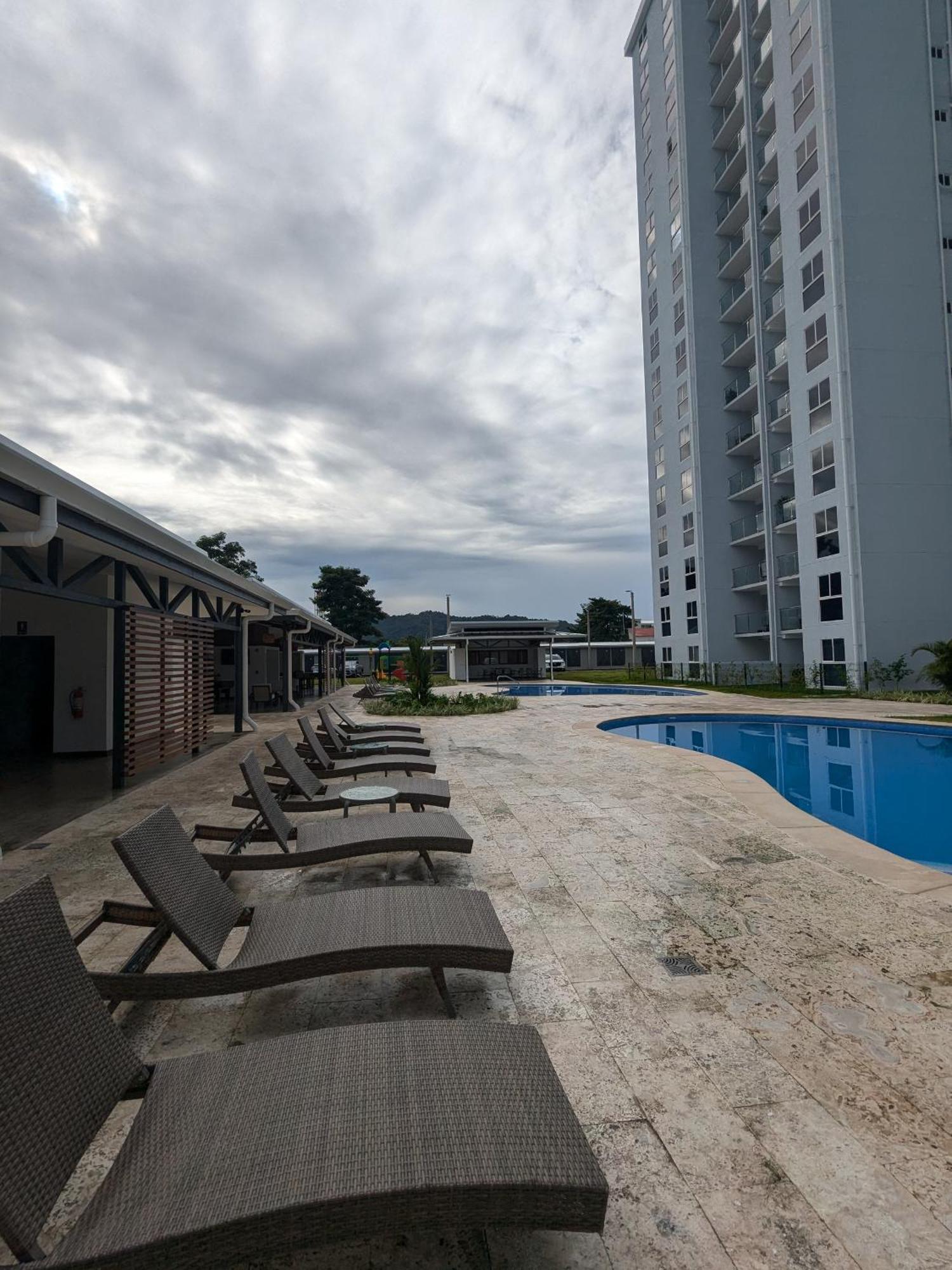 Апартаменты Jaco Beach, Viva Jaco, Ac, Hot Water, 3 Pools, Bbq, Rancho, Office, Gym Экстерьер фото